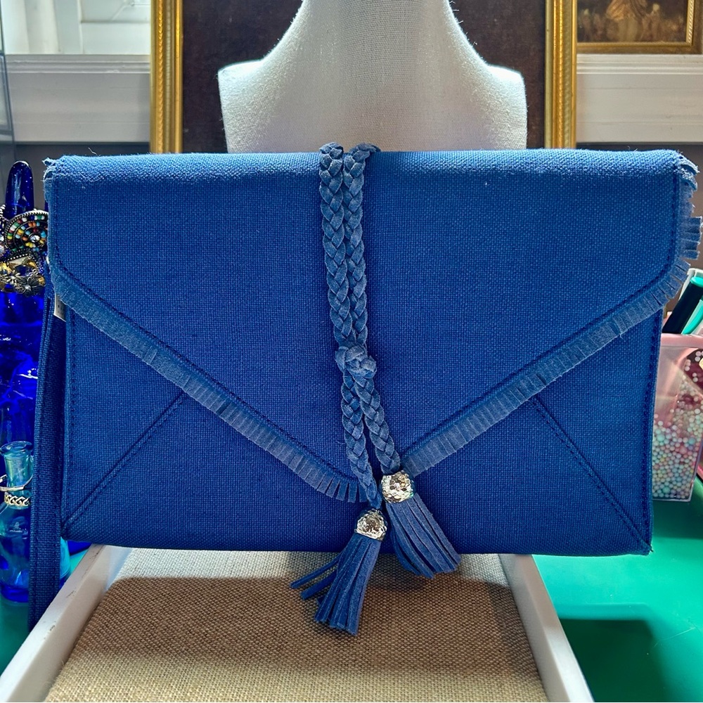 ❤️‍🔥4 for $25 SALE: WHBM Blue Linen Tassel Clutch Purse NWT